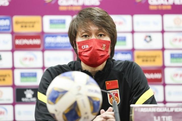 【问答】归化咋用?球迷帮李铁找到的国足答案是?